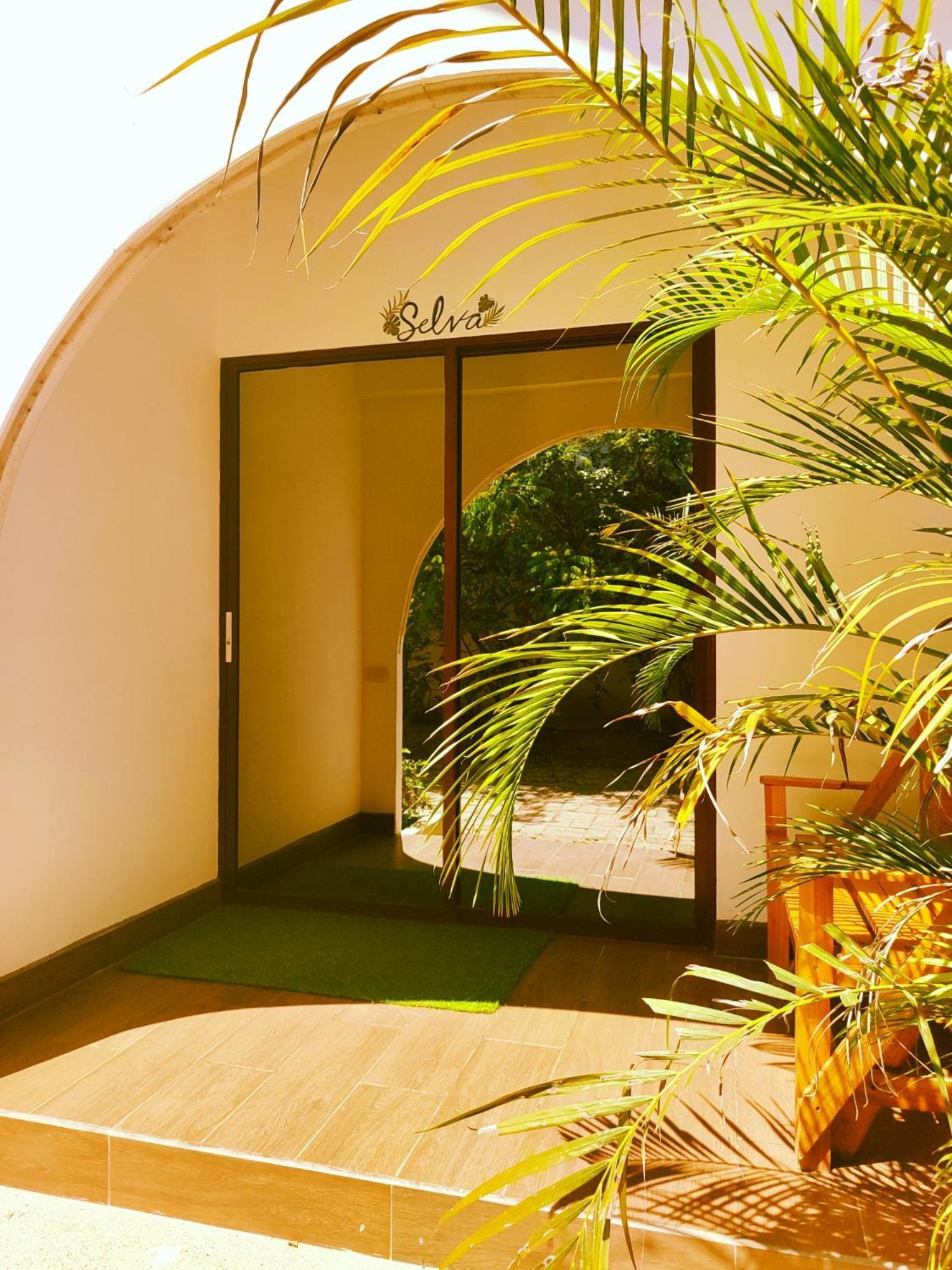Hotel Cafe Madame Puerto López Exterior foto